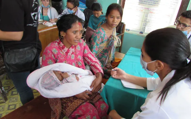 5. Medical volunteering Nepal