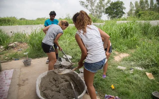 4. Volunteer Thailand