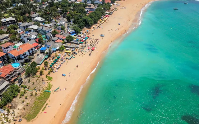 6. Unawatuna beach