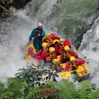 4. New Zealand rafting